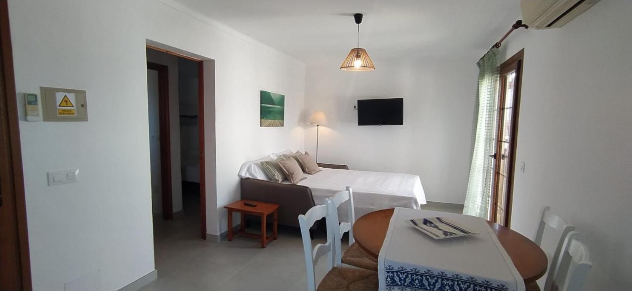 Apartamentos Villa Primera Cala Figuera  Exterior photo