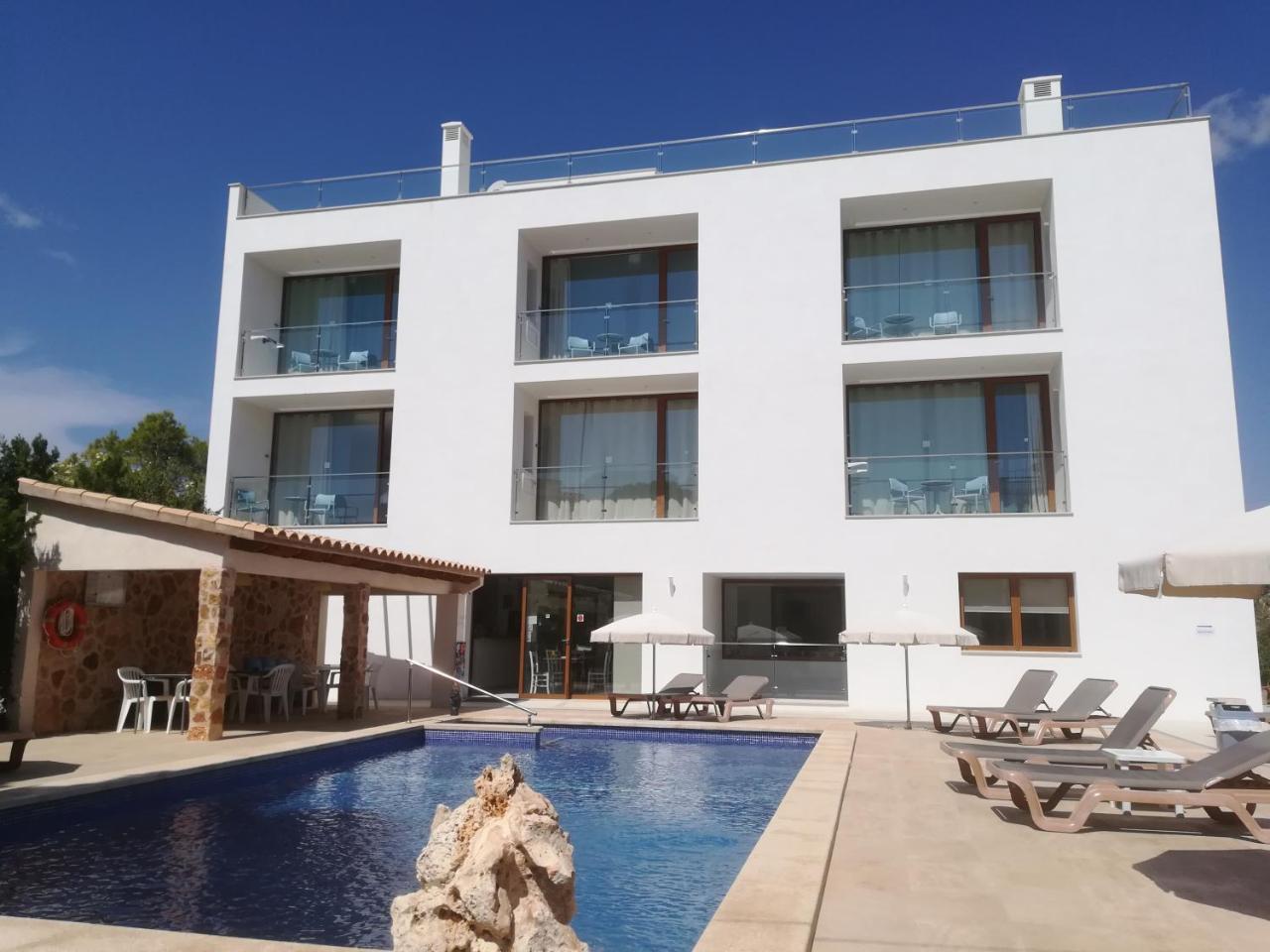 Apartamentos Villa Primera Cala Figuera  Exterior photo